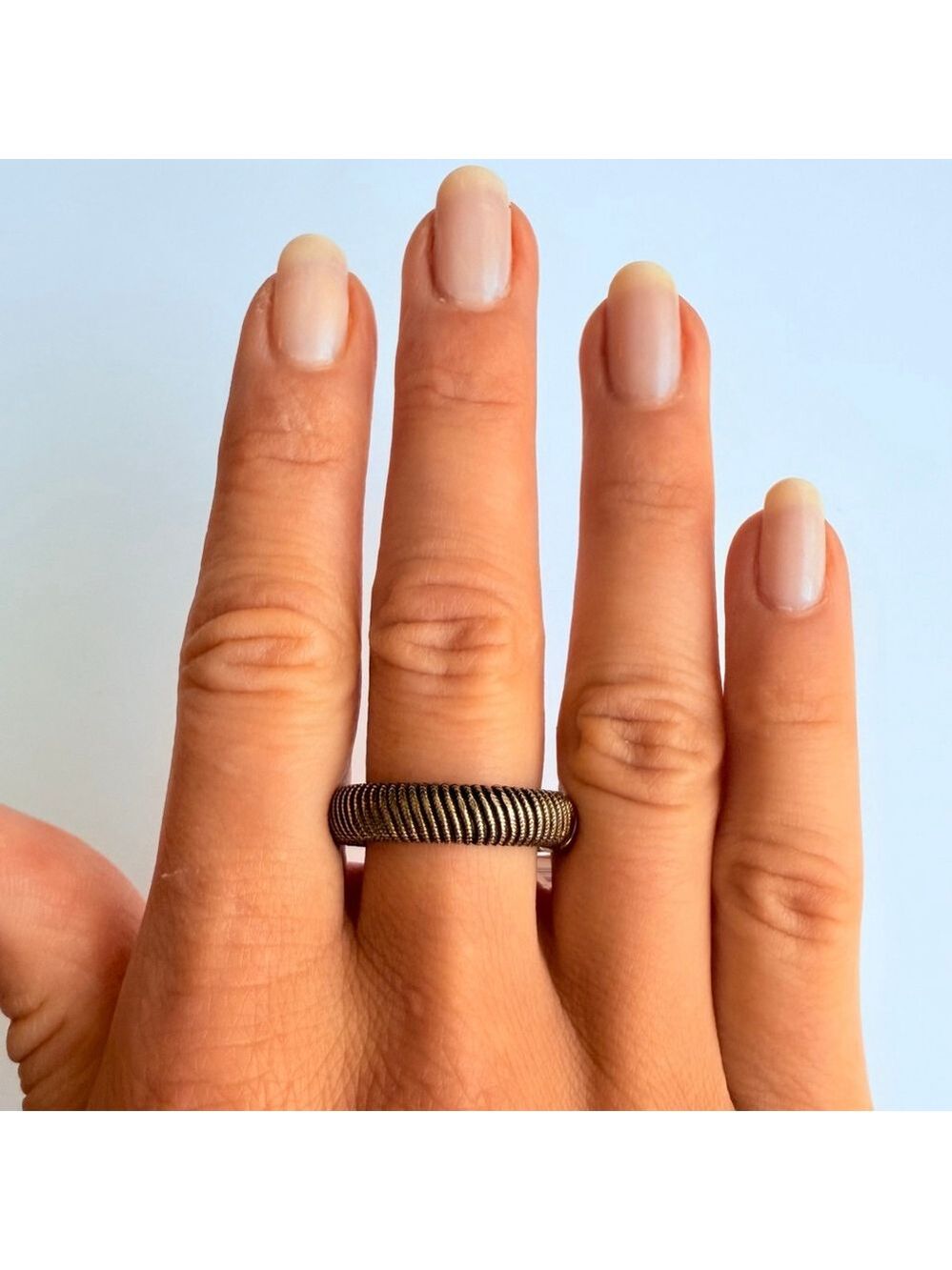 Gucci Scale Rivet Palladium Sterling Silver 925 Unisex Ring Size 7 NWT RARE - Picture 7 of 8